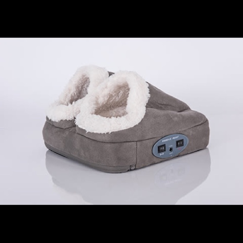 NEW SHARPER IMAGE FOOT MASSAGER AND WARMER IN GRAY - Picture 3 of 7